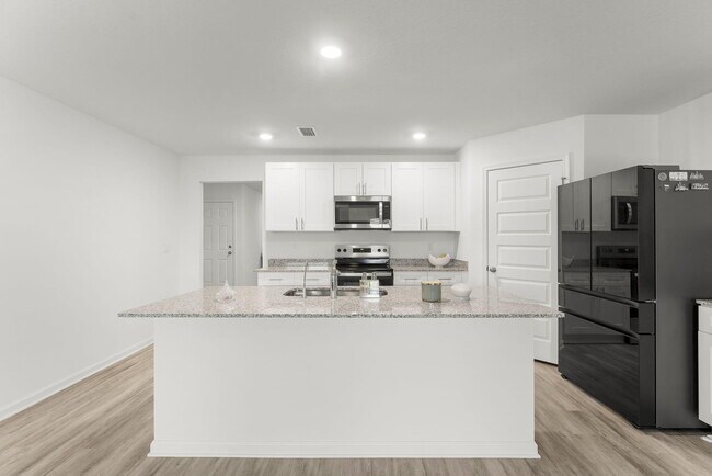 Building Photo - 255 Riverwalk Cir