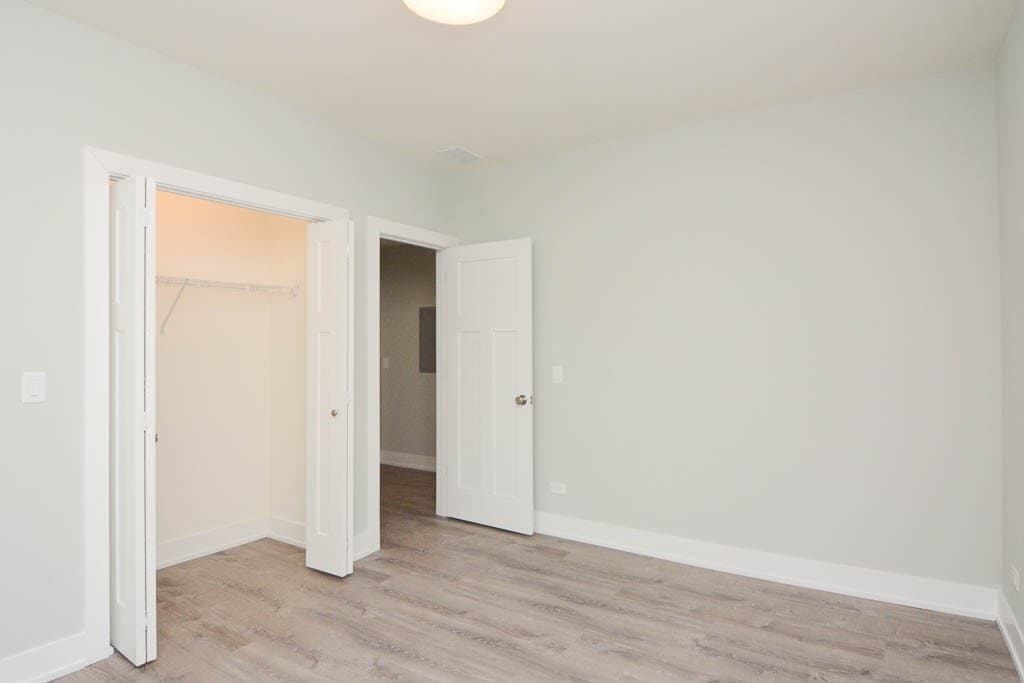 Building Photo - 818 Crain St