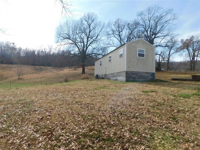 Building Photo - 1465 Country Rd