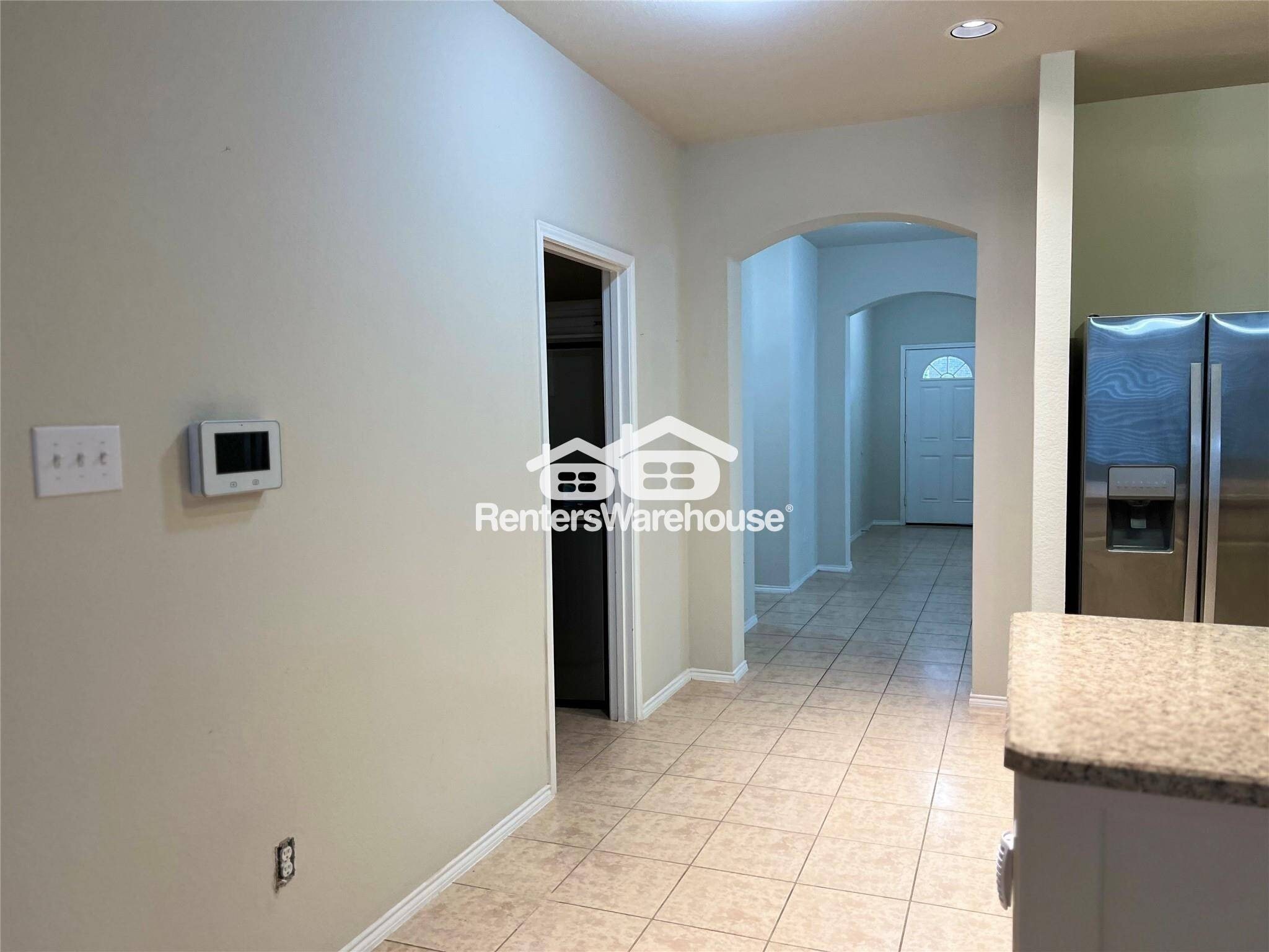 Building Photo - 1617 Totem Pole Way