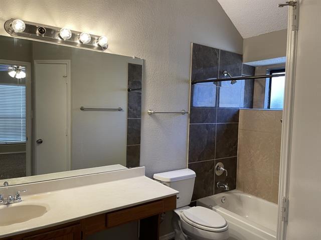 Building Photo - 5618 Fox Hunt Dr