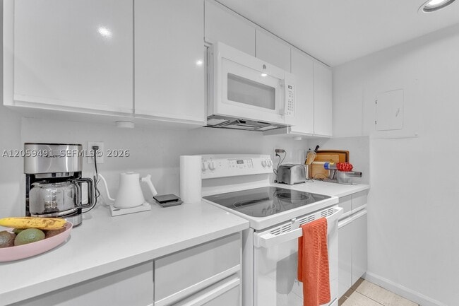 Building Photo - 255 Galen Dr
