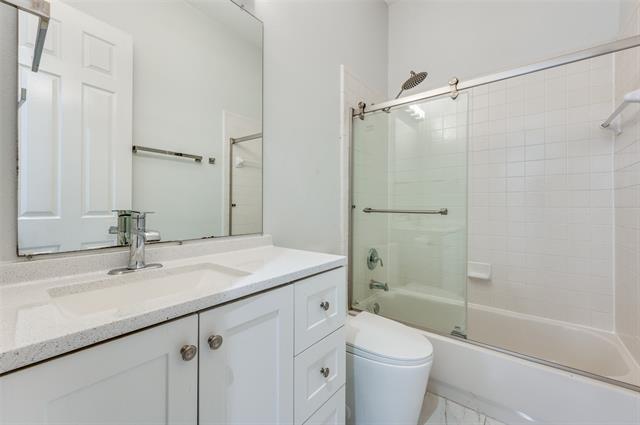 Building Photo - 7444 Primrose Dr