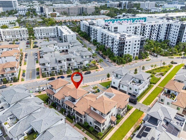 Building Photo - 4450 NW 83rd Pkwy