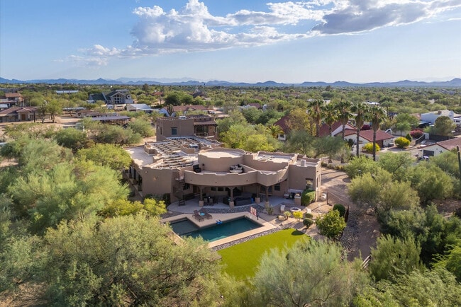 Building Photo - 6708 E Calle de Las Estrellas Rd