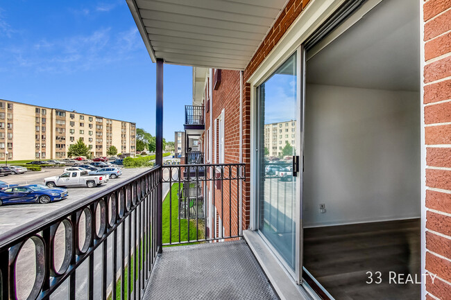 Building Photo - 9807 Karlov Ave