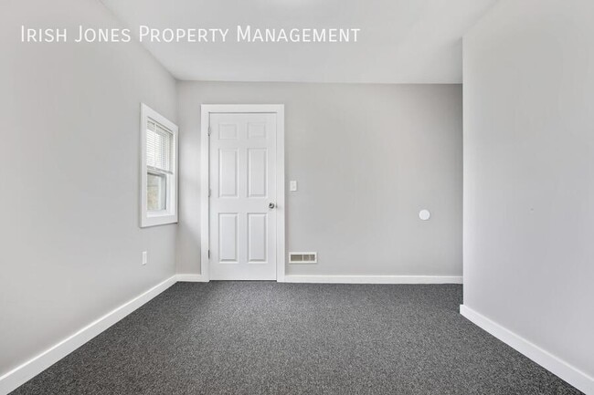 Building Photo - 10601 Alleghany Rd