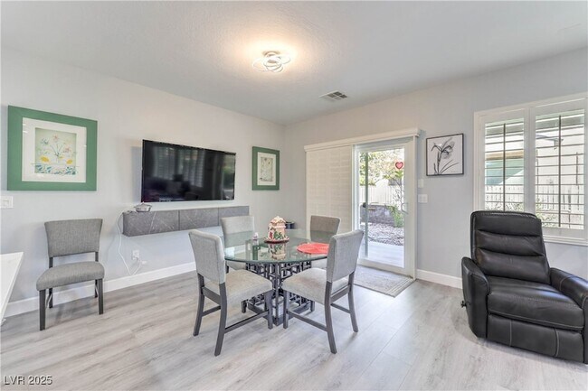 Building Photo - 2538 Venus Star St