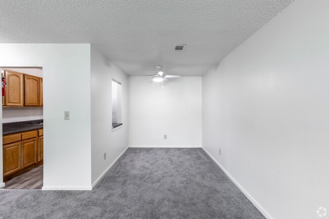 Building Photo - Emerald Pond Estates | 2 bedroom, 1 Bathro...