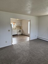 Building Photo - 1369 Cayuga Ave