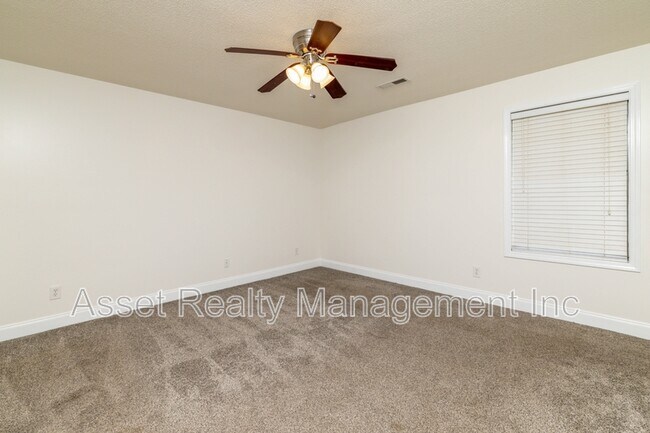 Building Photo - 5104 Cates Bend Way
