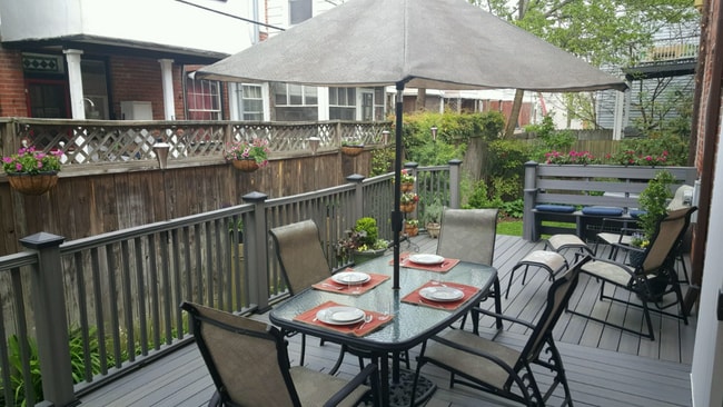 Building Photo - Fantastic Four Bedroom Home in Museum Dist...