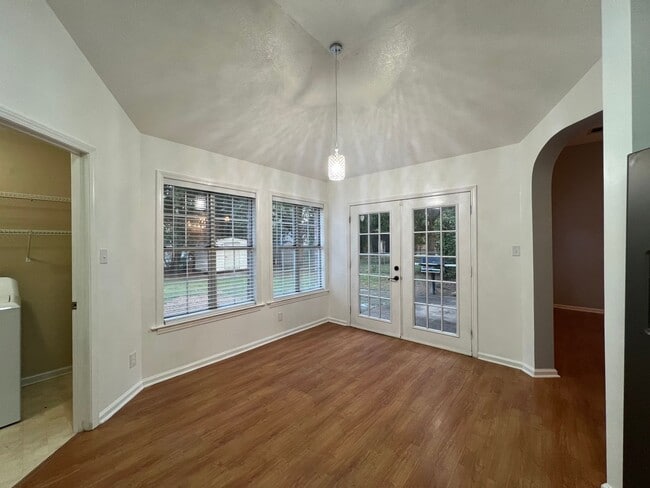 Building Photo - Home for Rent in Montgomery