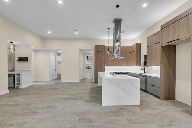 Building Photo - 9630 Vilven Ln