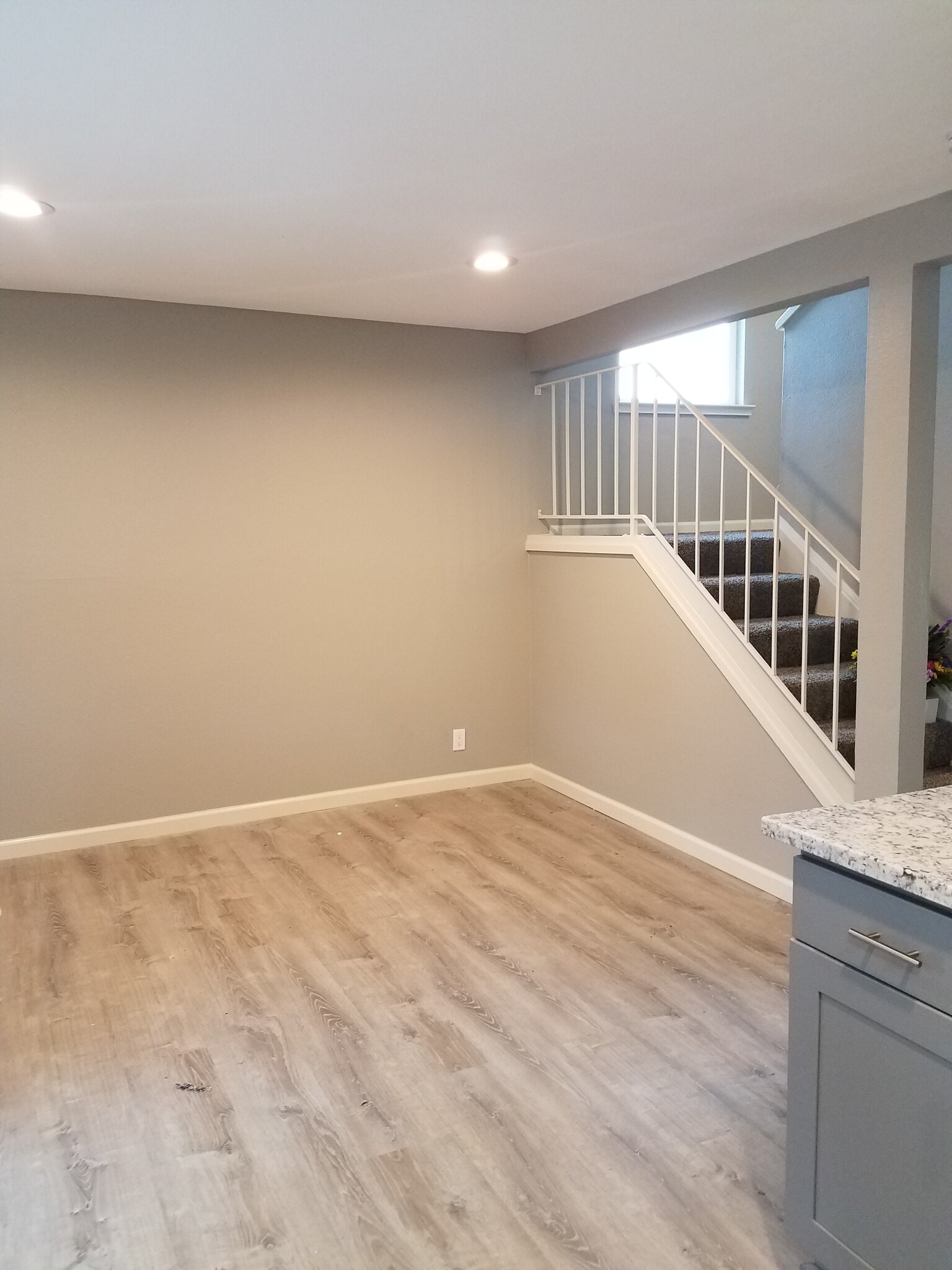 Building Photo - 2464 Beaufort Dr