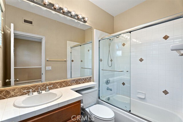 Building Photo - 9 Garnet