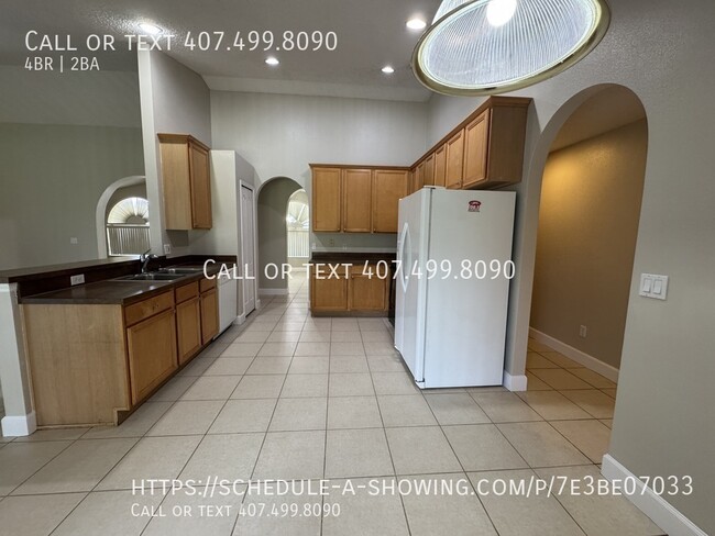 Building Photo - 8823 Sky Vista Ct