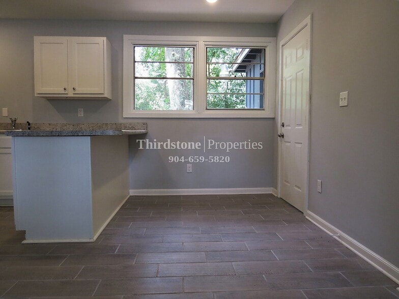 Building Photo - 9228 Waynesboro Ave