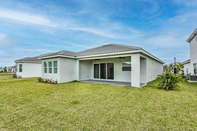 Building Photo - 16287 Melogold Dr