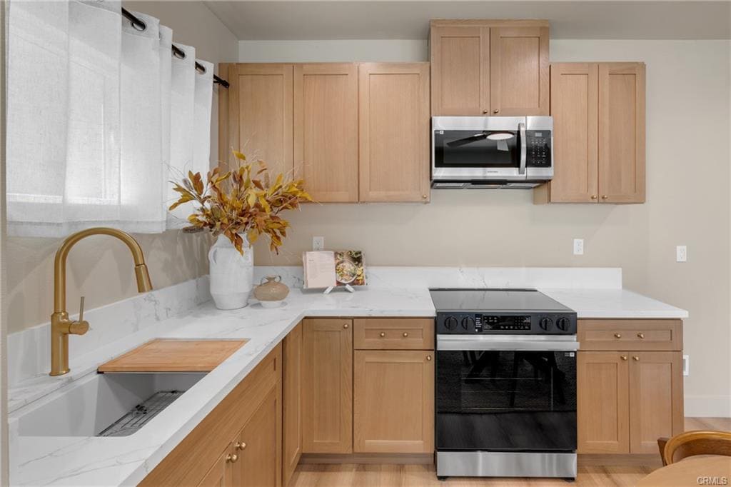 Building Photo - 1123 E Ocean Blvd