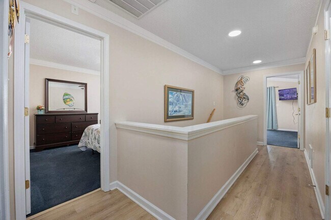 Building Photo - 113A S Yaupon Dr