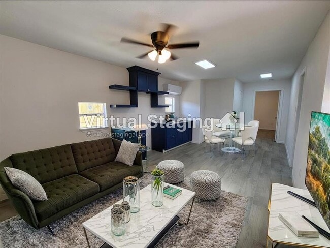Primary Photo - 17227 Porter Ln