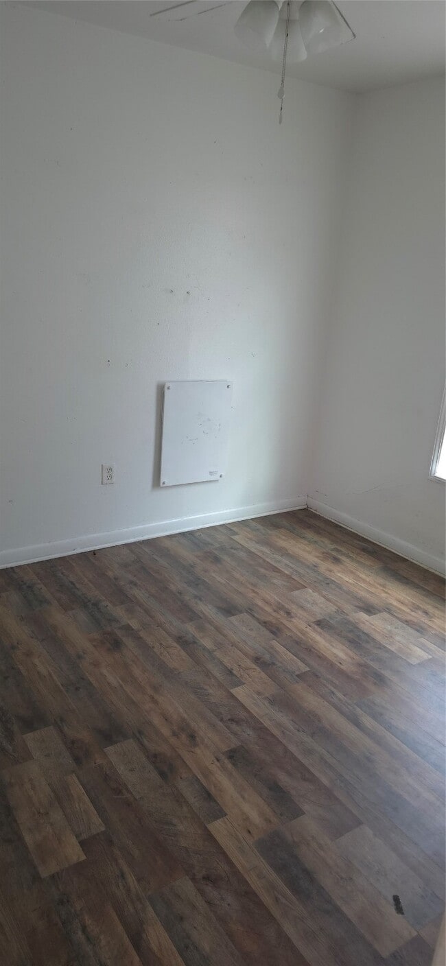 Building Photo - 2811 Iola St