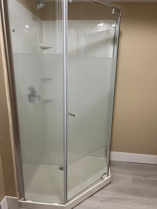 Building Photo - 135 W 1st St