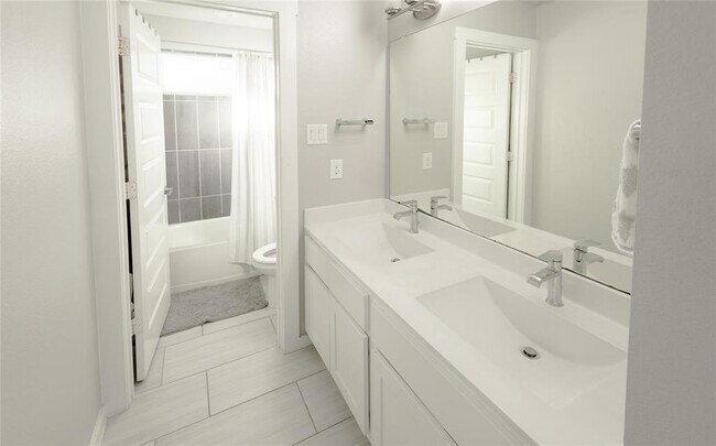 Building Photo - 29235 Alpine Garden Dr