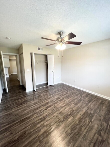 Building Photo - 3663 NW Adriatic Ln