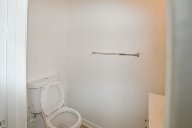 Building Photo - 3BR/1.5BA Home – Great Norfolk Location!