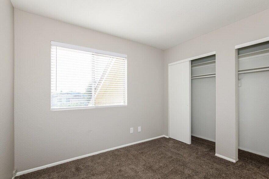 Building Photo - 7540 W Mescal St