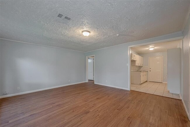 Building Photo - 4906 Larkspur St