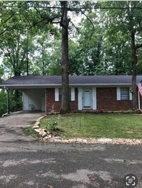 Building Photo - 3705 Crestview Pl