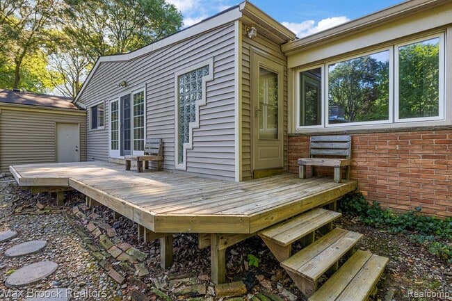 Building Photo - 966 Woodlea St