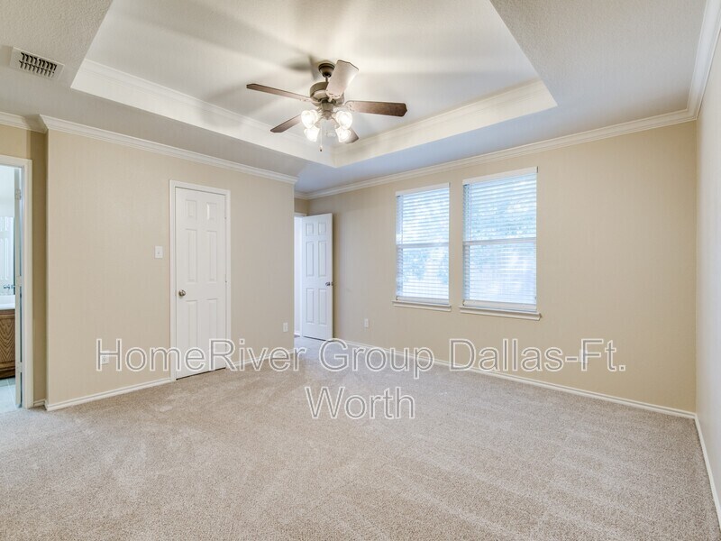 Building Photo - 13001 Barbarosa Dr