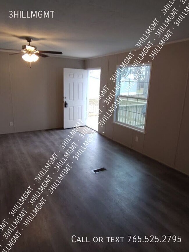 Building Photo - 5600 W Kilgore Ave