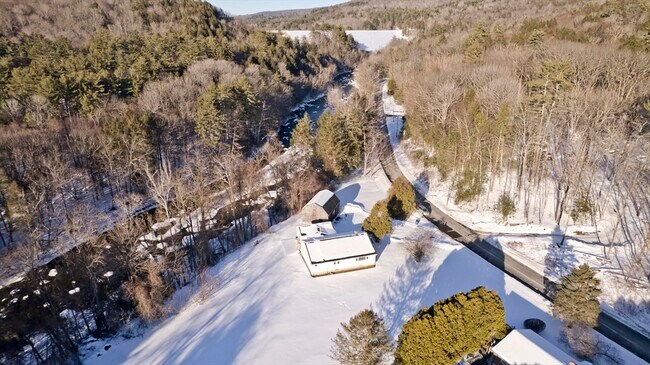 Building Photo - 16 Knightville Dam Road