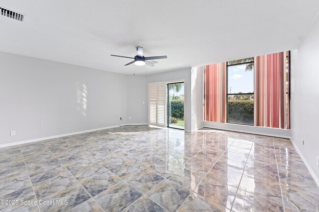 Building Photo - 1251 Beachside Ln