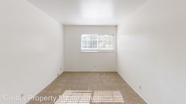 Building Photo - 3 br, 2.5 bath House - 2671 Webster Ct