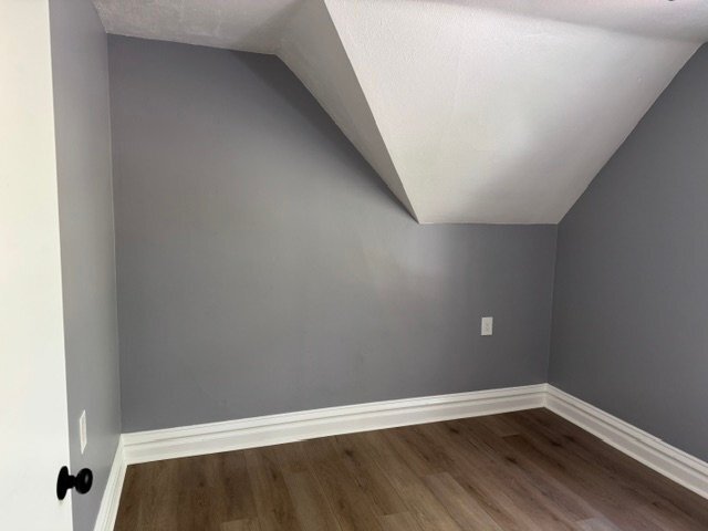 Building Photo - 1206 E Cedar Ave