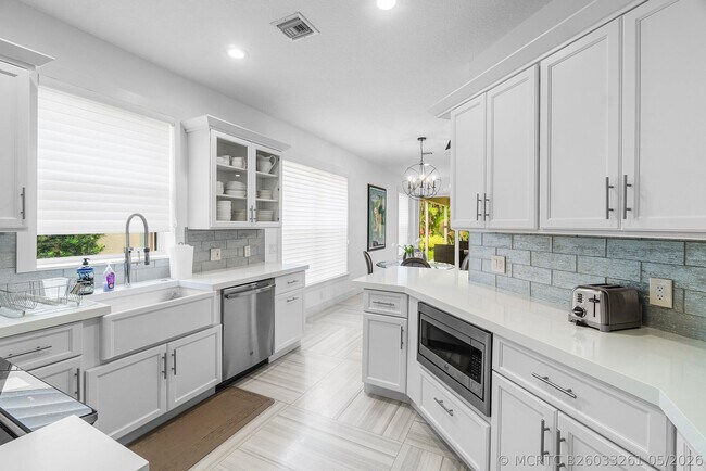 Building Photo - 2404 NW 67th St