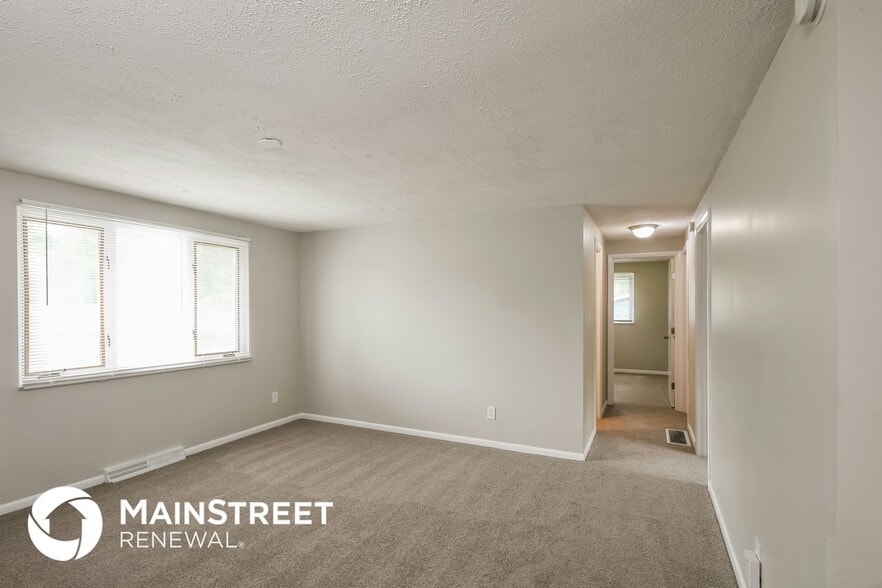 Building Photo - 9121 Shenandoah Dr