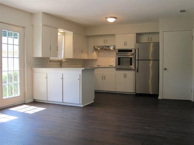 Building Photo - 7482 Walling Ln