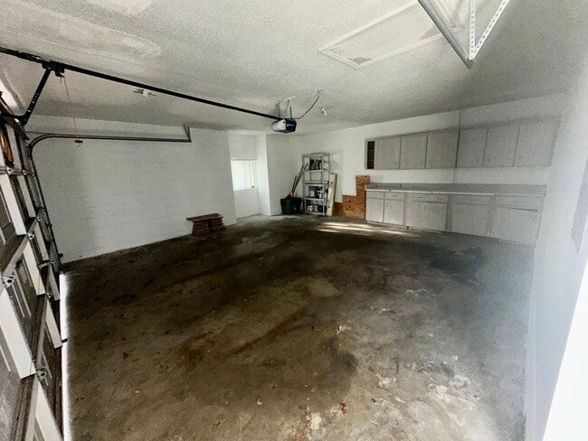 Building Photo - Huge 4/3 home in Lake Mary