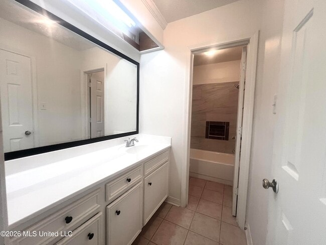 Building Photo - 405 Beaver Creek Dr