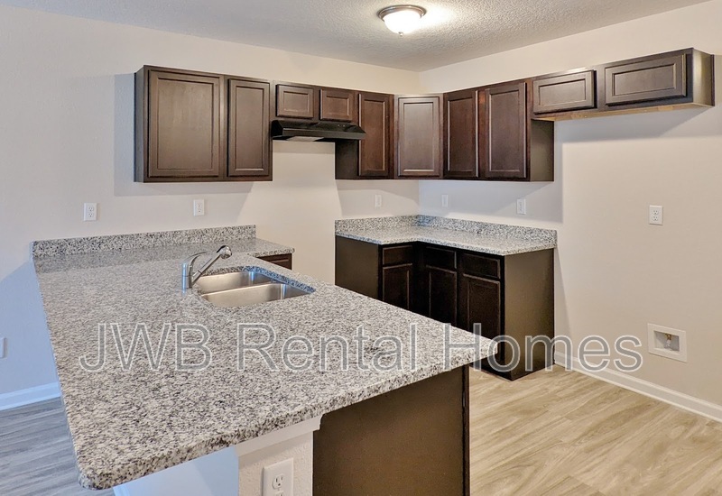 Building Photo - 8505 McGirts Village Ln