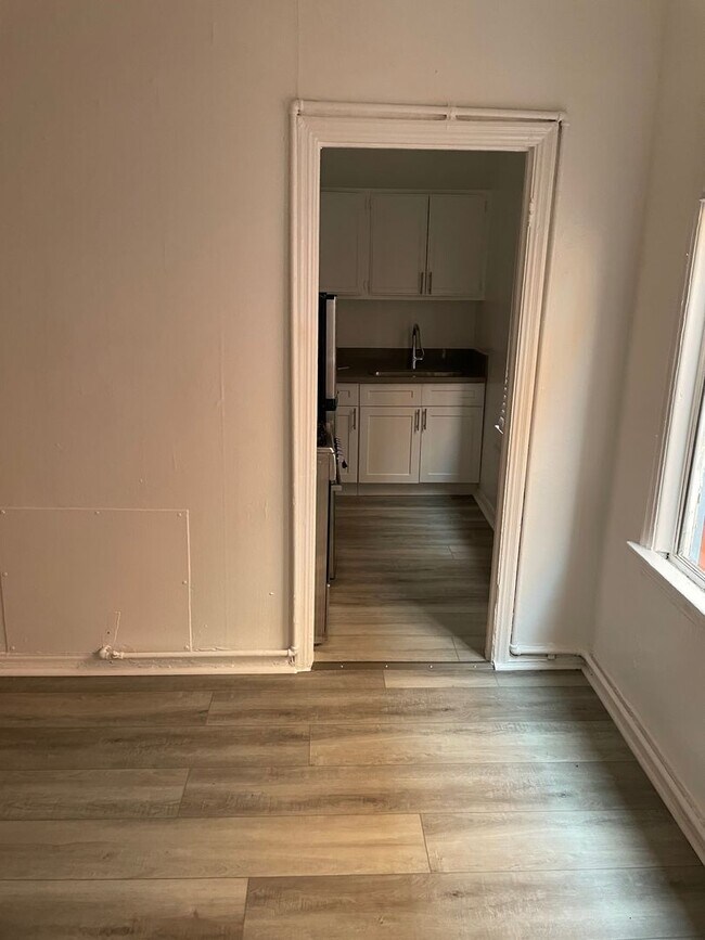 Interior Photo - 1438 Wright LLC