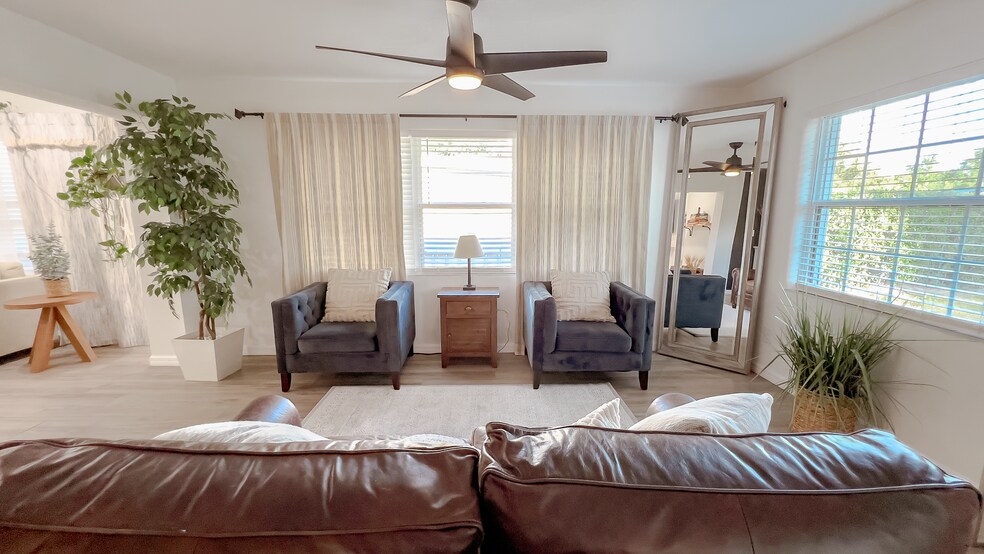 Building Photo - 3811 Hargill Dr