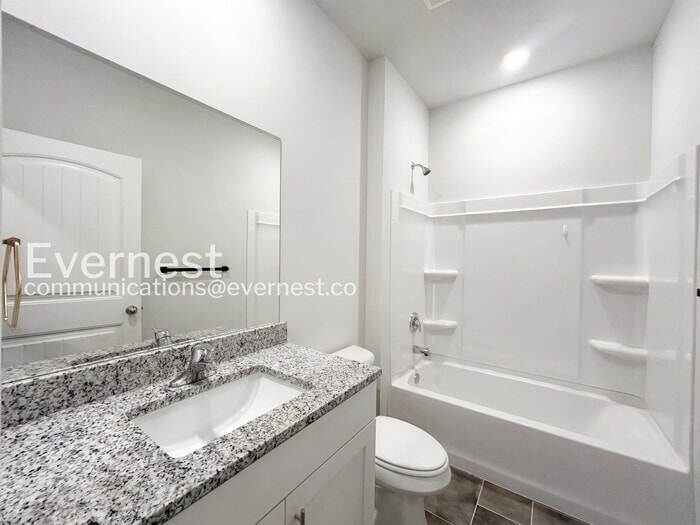 Building Photo - 8329 Gum Pond Dr
